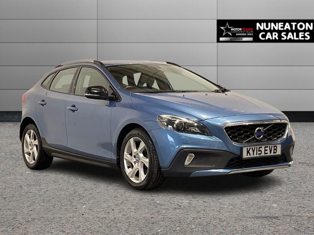 Used Volvo V40 Cross Country 2015 for sale - 76867660: Photo 1