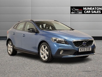 2015 (15) - D2 Cross Country Lux Nav 5dr