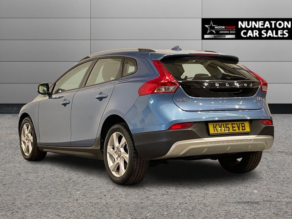 Used Volvo V40 Cross Country 2015 for sale - 76867660: Photo 5