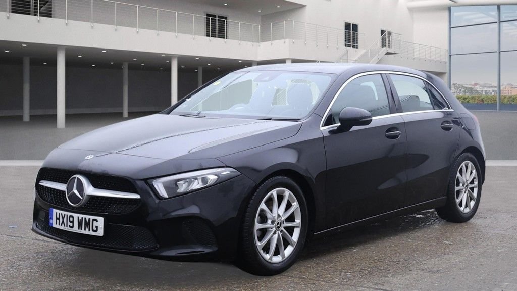 Used Mercedes-Benz A-Class 2019 for sale - 77027443: Photo 2