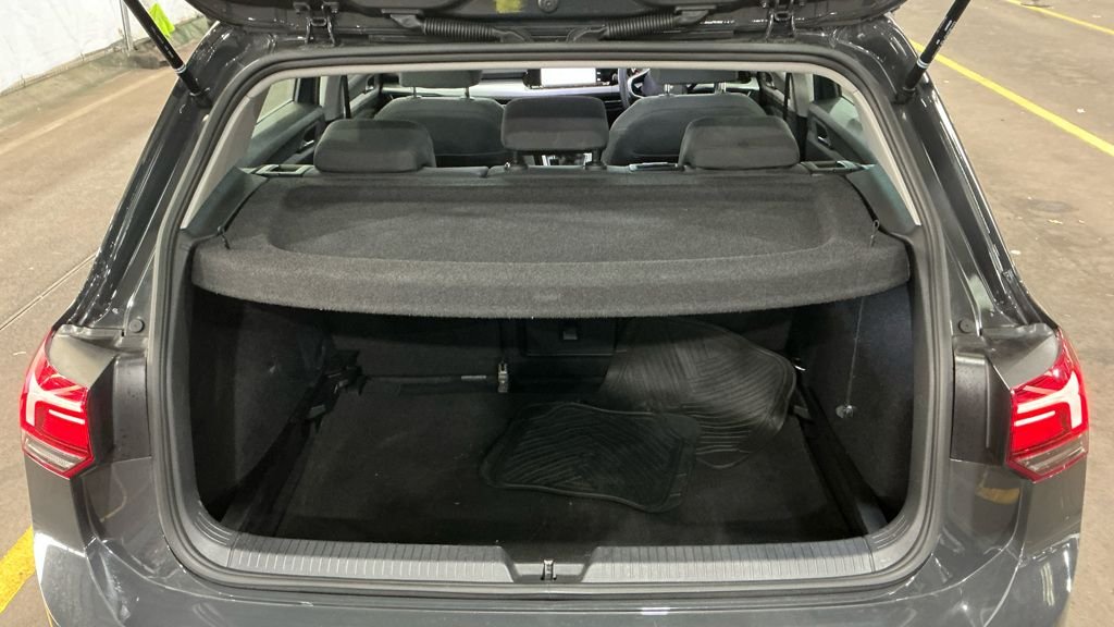 Used Volkswagen Golf 2023 for sale - 76724579: Photo 7