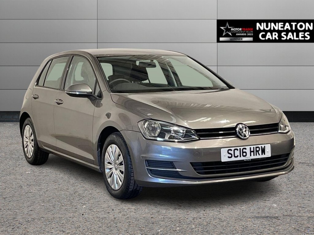 Used Volkswagen Golf 2016 for sale - 76698392: Photo 1