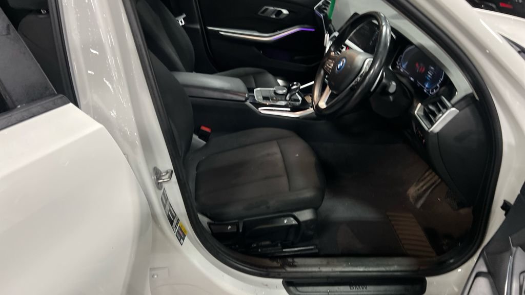 Used BMW 3 Series 2021 for sale - 76923570: Photo 9