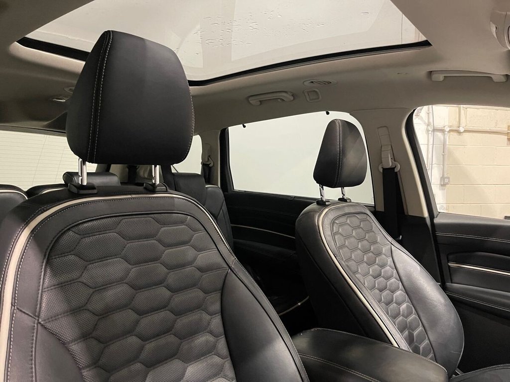 Used Ford S-Max 2017 for sale - 77027022: Photo 12