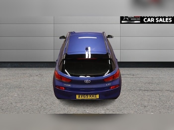 Used Hyundai i30 2019 for sale - 79142441: Photo
