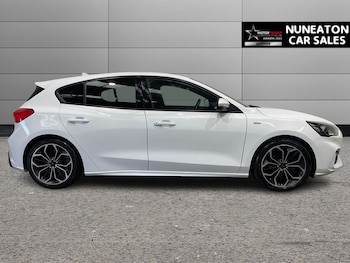 Used Ford Focus 2019 for sale - 76380108: Photo