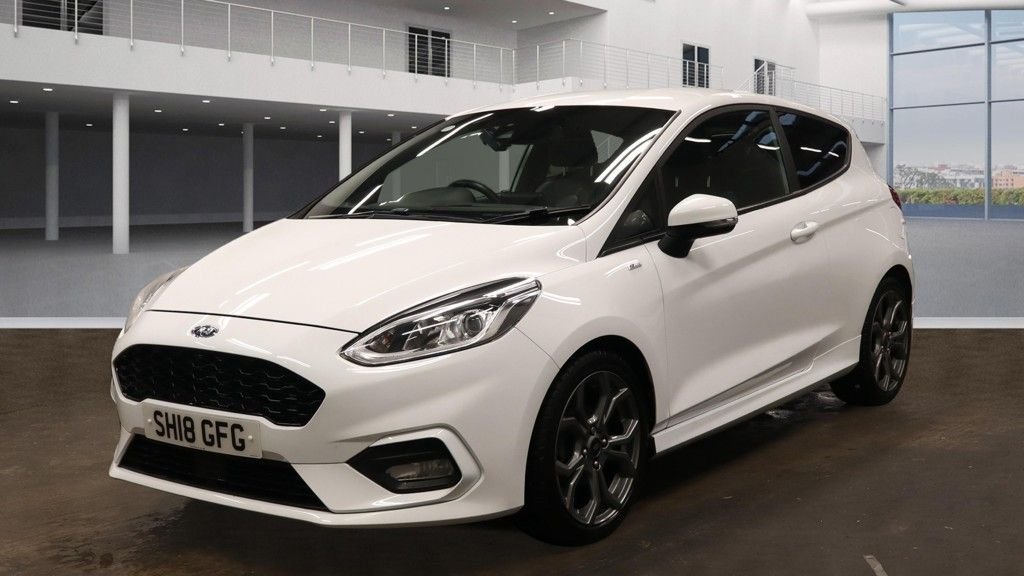 Used Ford Fiesta 2018 for sale - 76798080: Photo 2