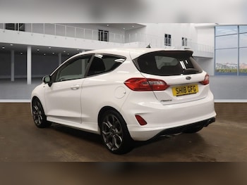 Used Ford Fiesta 2018 for sale - 76798080: Photo