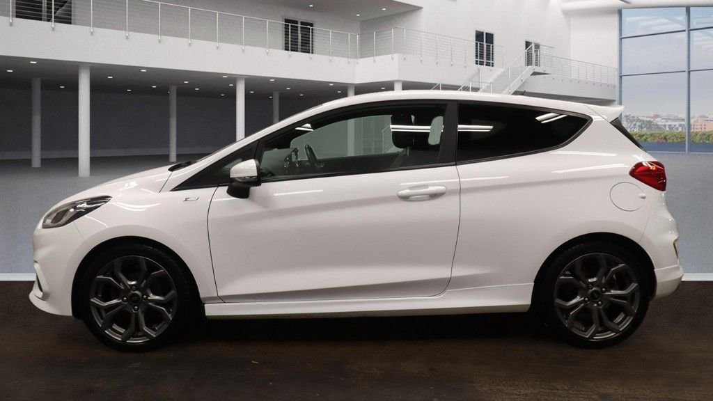 Used Ford Fiesta 2018 for sale - 76798080: Photo 6