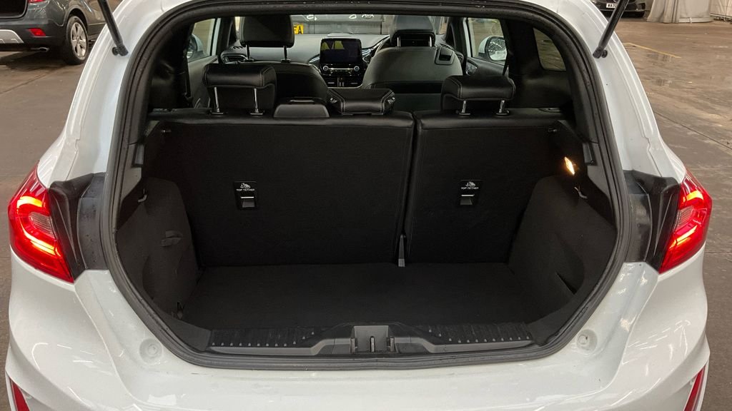 Used Ford Fiesta 2018 for sale - 76798080: Photo 7