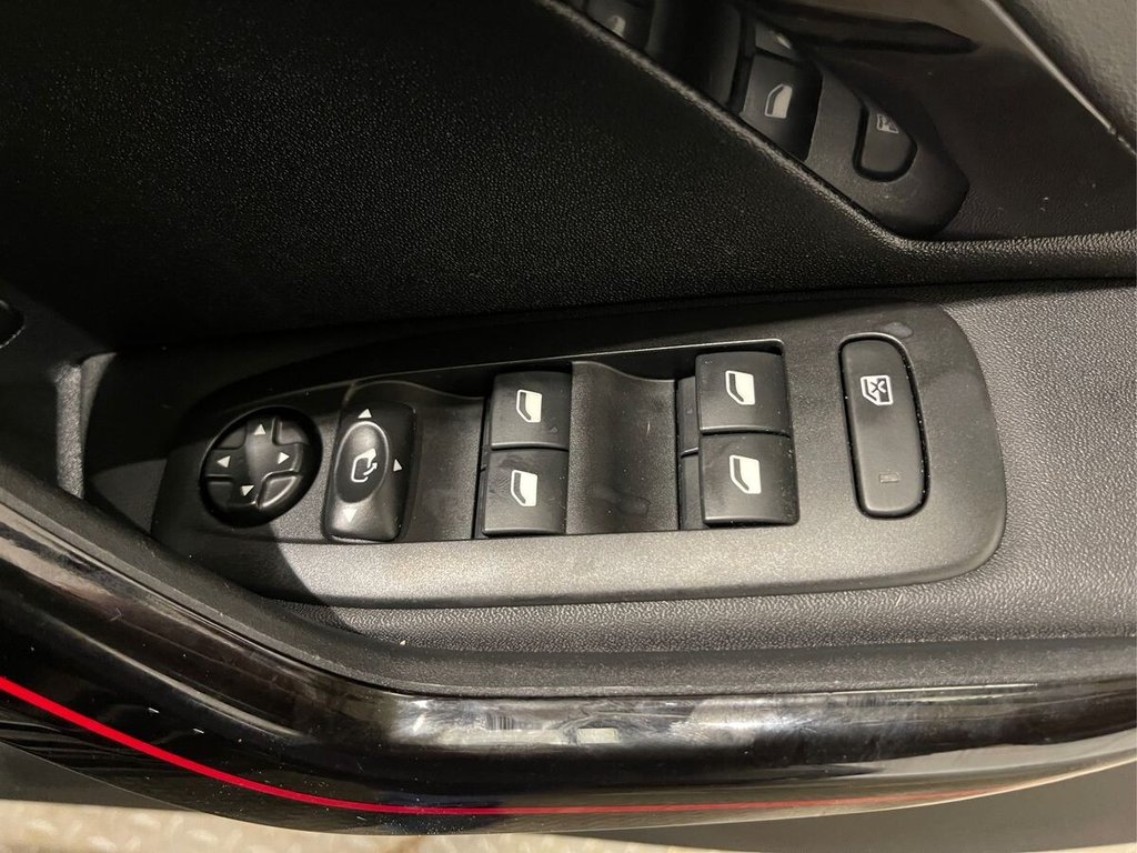 Used Peugeot 2008 2019 for sale - 76547111: Photo 17