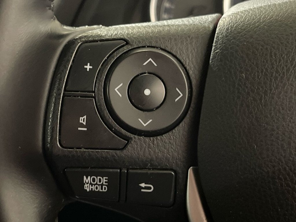 Used Toyota Auris 2013 for sale - 77967039: Photo 24