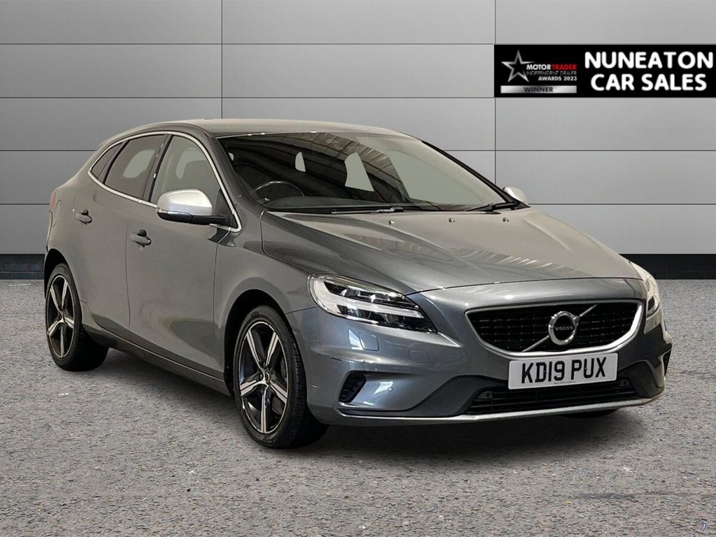 Used Volvo V40 2019 for sale - 76380036: Photo 1