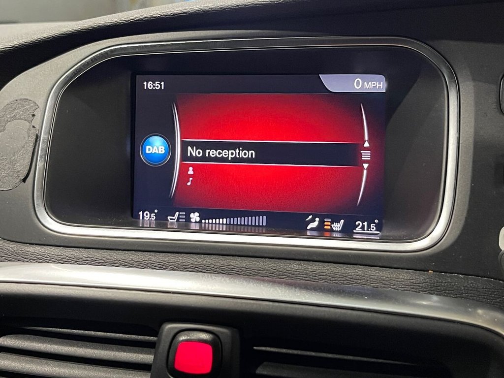 Used Volvo V40 2019 for sale - 76380036: Photo 11