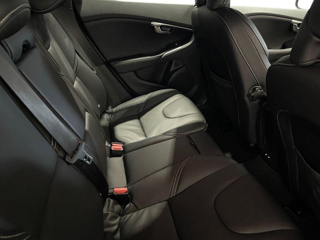 Used Volvo V40 2019 for sale - 76380036: Photo 27