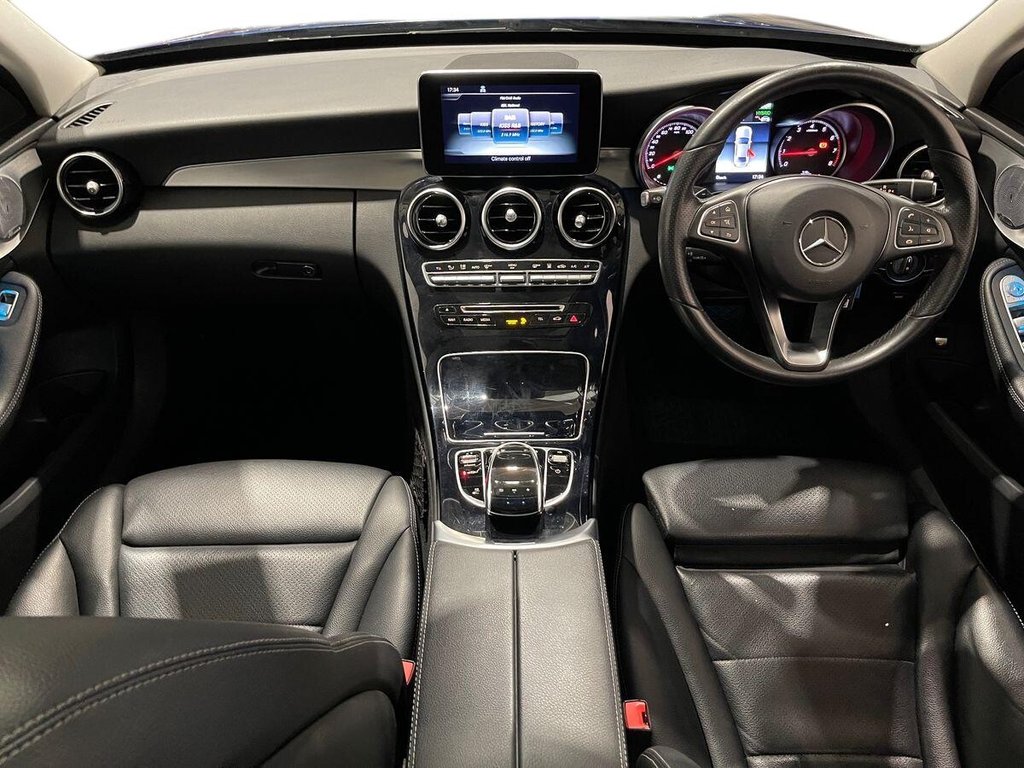 Used Mercedes-Benz C-Class 2018 for sale - 75992507: Photo 10