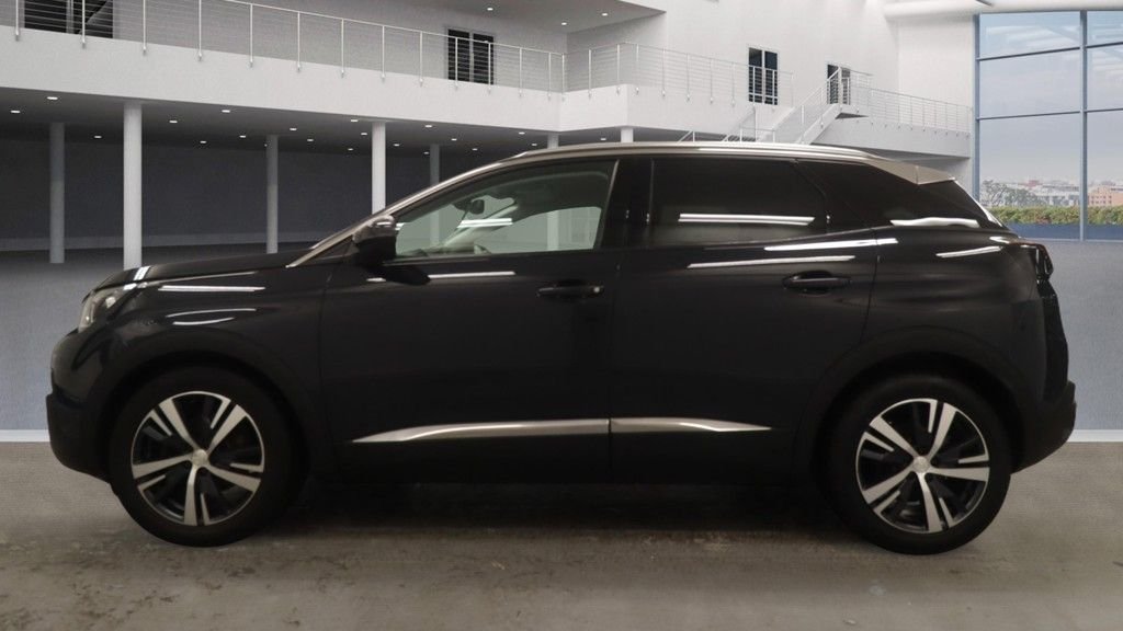Used Peugeot 3008 2020 for sale - 76966241: Photo 6