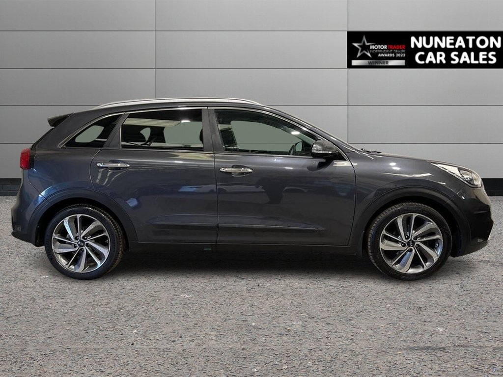 Used Kia Niro 2018 for sale - 77936625: Photo 2