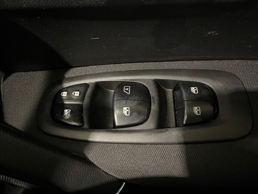 Used Renault Kadjar 2016 for sale - 76547170: Photo 16