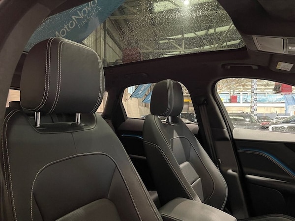 Used Jaguar F-Pace 2018 for sale - 76163181: Photo 12