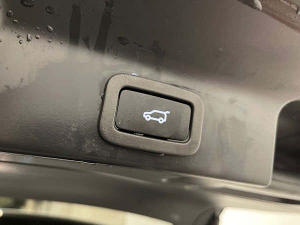 Used Jaguar F-Pace 2018 for sale - 76163181: Photo 31