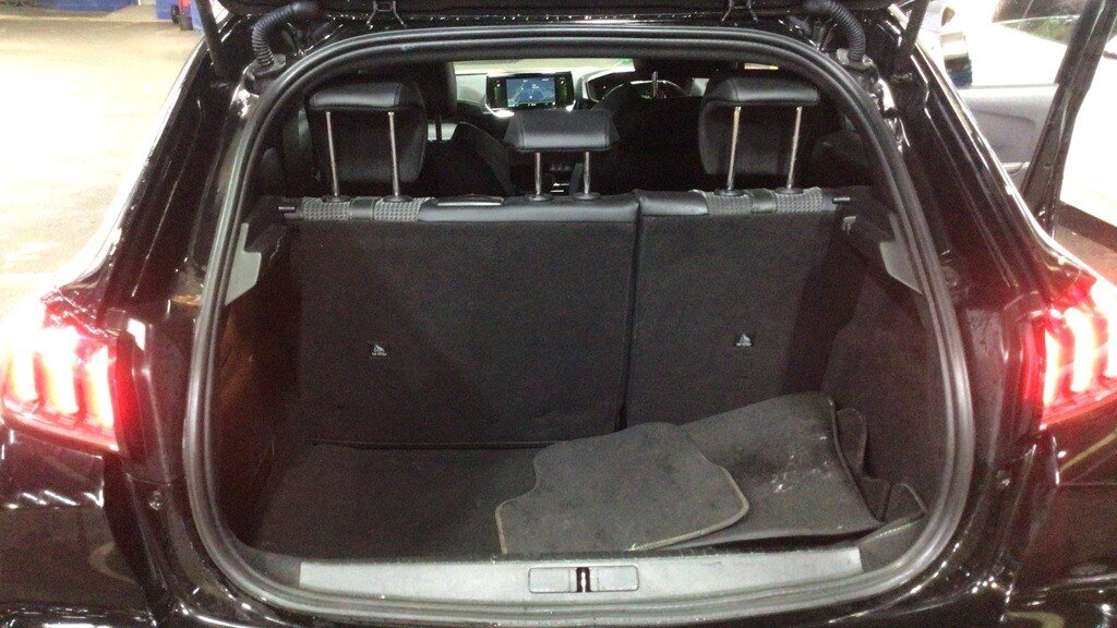 Used Peugeot 208 2021 for sale - 77572104: Photo 12