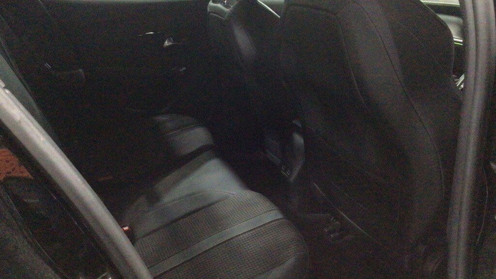 Used Peugeot 208 2021 for sale - 77572104: Photo 14