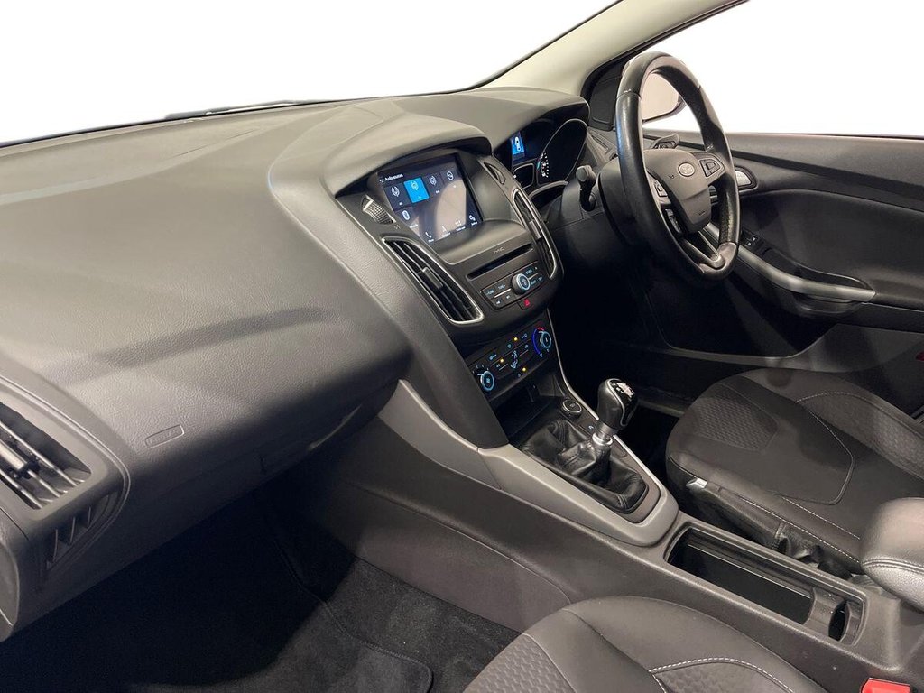 Used Ford Focus 2017 for sale - 78088389: Photo 14