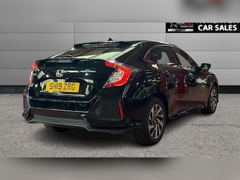Used Honda Civic 2019 for sale - 79221280: Photo