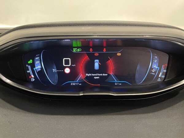 Used Peugeot 3008 2019 for sale - 75992521: Photo 23