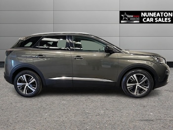 Used Peugeot 3008 2019 for sale - 75992521: Photo 2