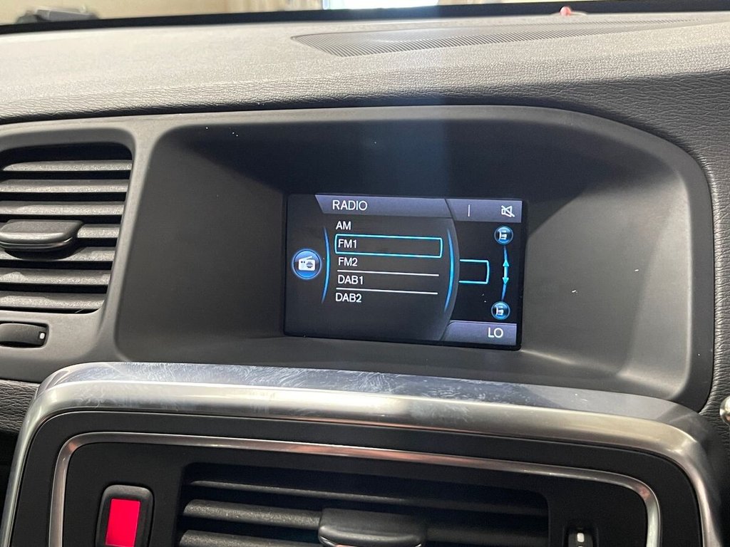 Used Volvo V60 2014 for sale - 76395796: Photo 11