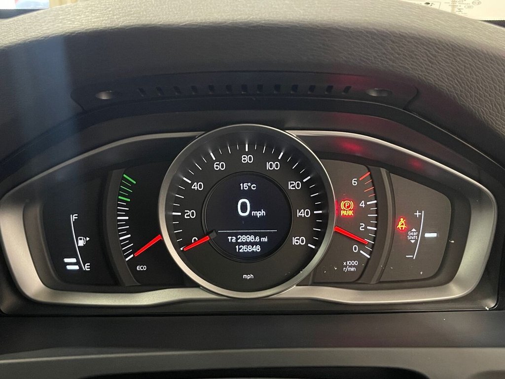 Used Volvo V60 2014 for sale - 76395796: Photo 17