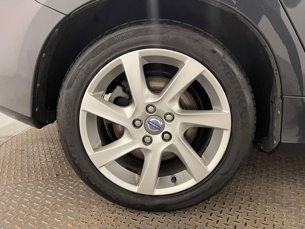 Used Volvo V60 2014 for sale - 76395796: Photo 24