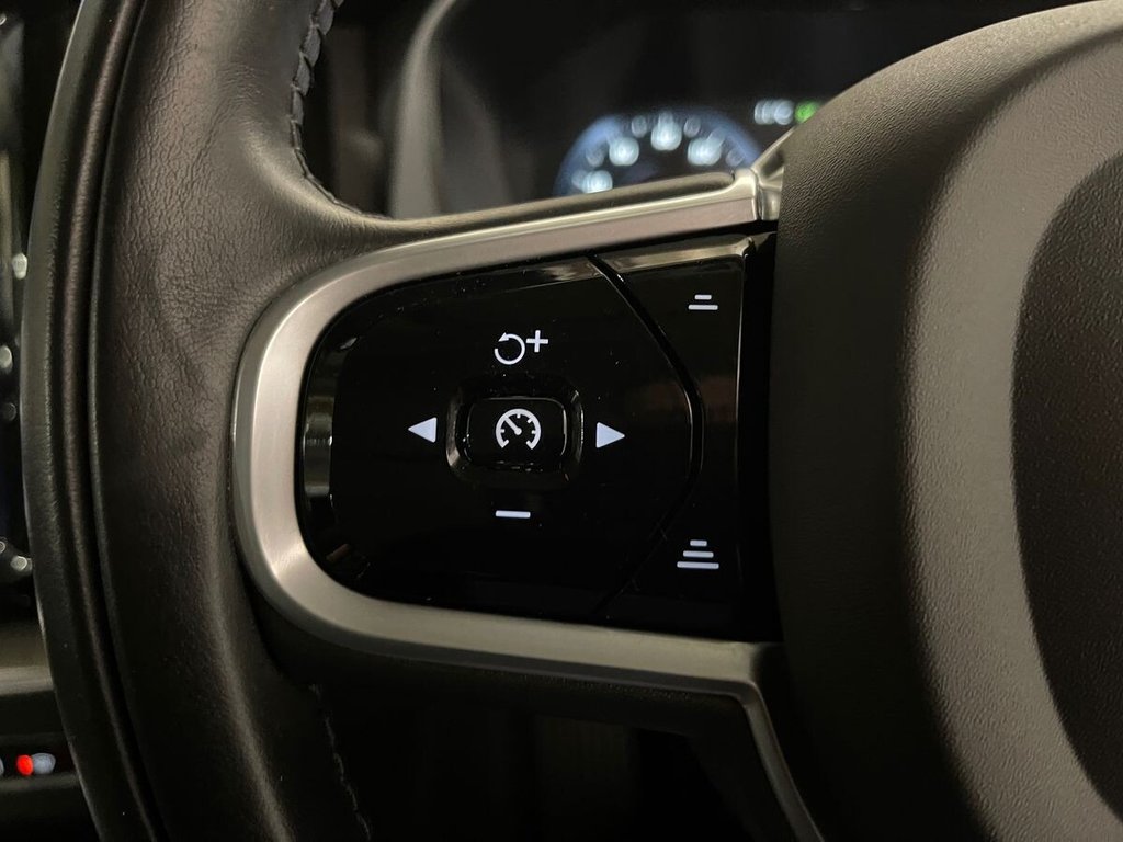 Used Volvo XC60 2019 for sale - 76406850: Photo 24