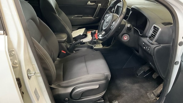 Used Kia Sportage 2018 for sale - 76304144: Photo 9