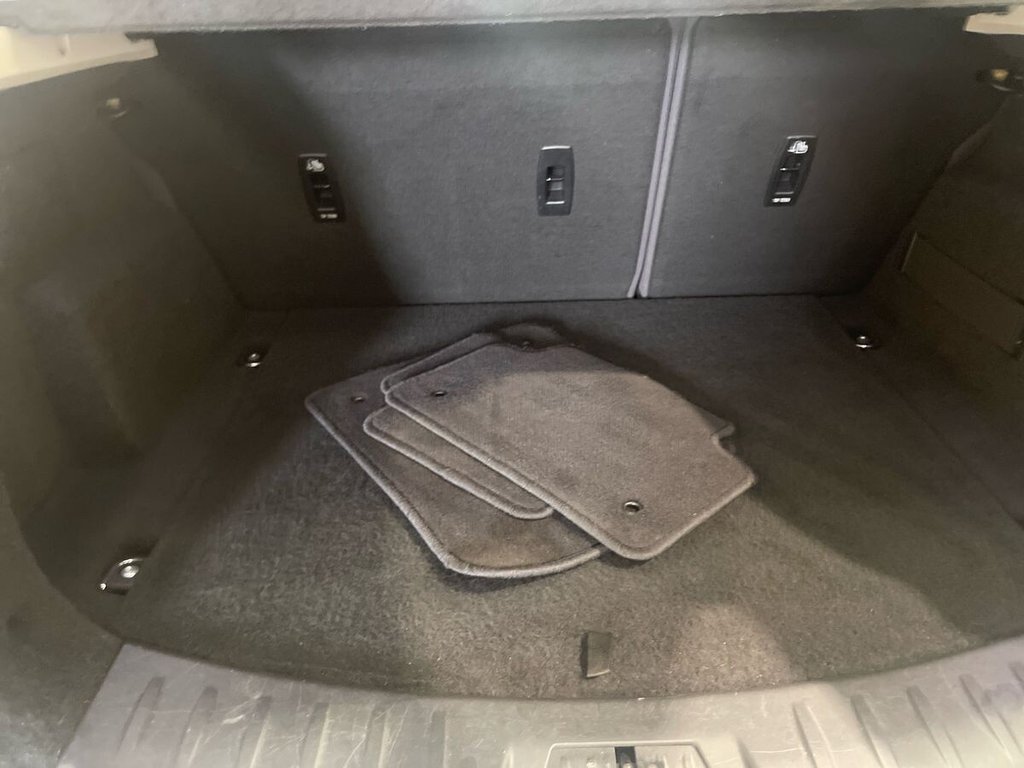 Used Jaguar E-Pace 2019 for sale - 75897046: Photo 28