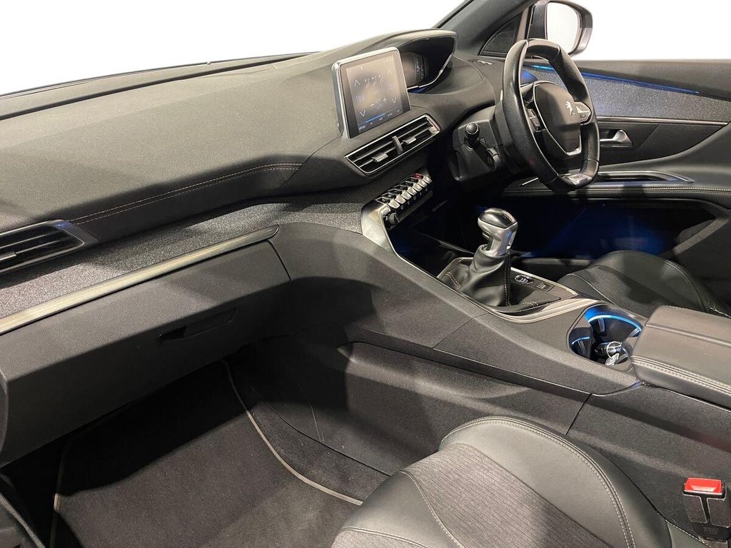 Used Peugeot 5008 2020 for sale - 76547040: Photo 14