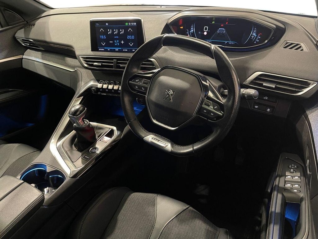 Used Peugeot 5008 2020 for sale - 76547040: Photo 9