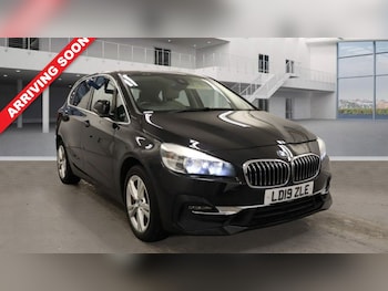 2019 (19) - 220i Luxury 5dr DCT