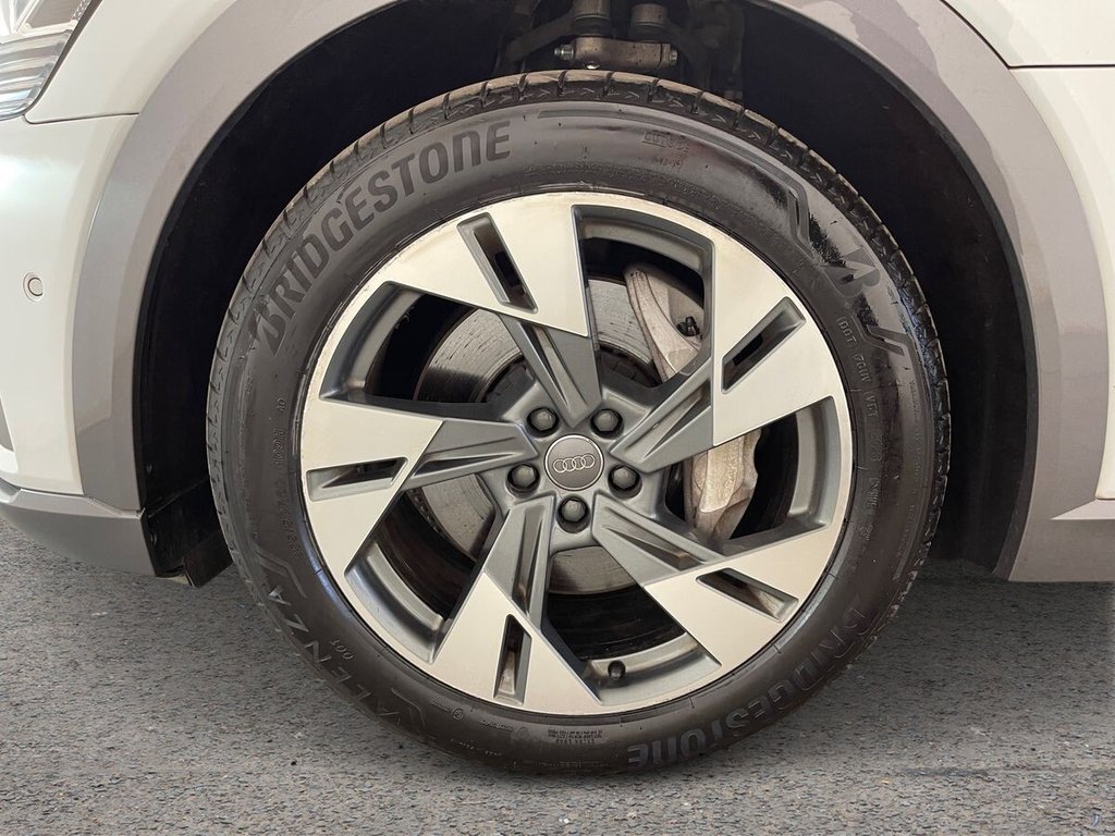 Used Audi e-tron 2020 for sale - 77110564: Photo 12