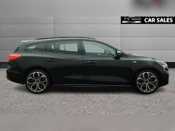 Used Ford Focus 2021 for sale - 78418494: Photo