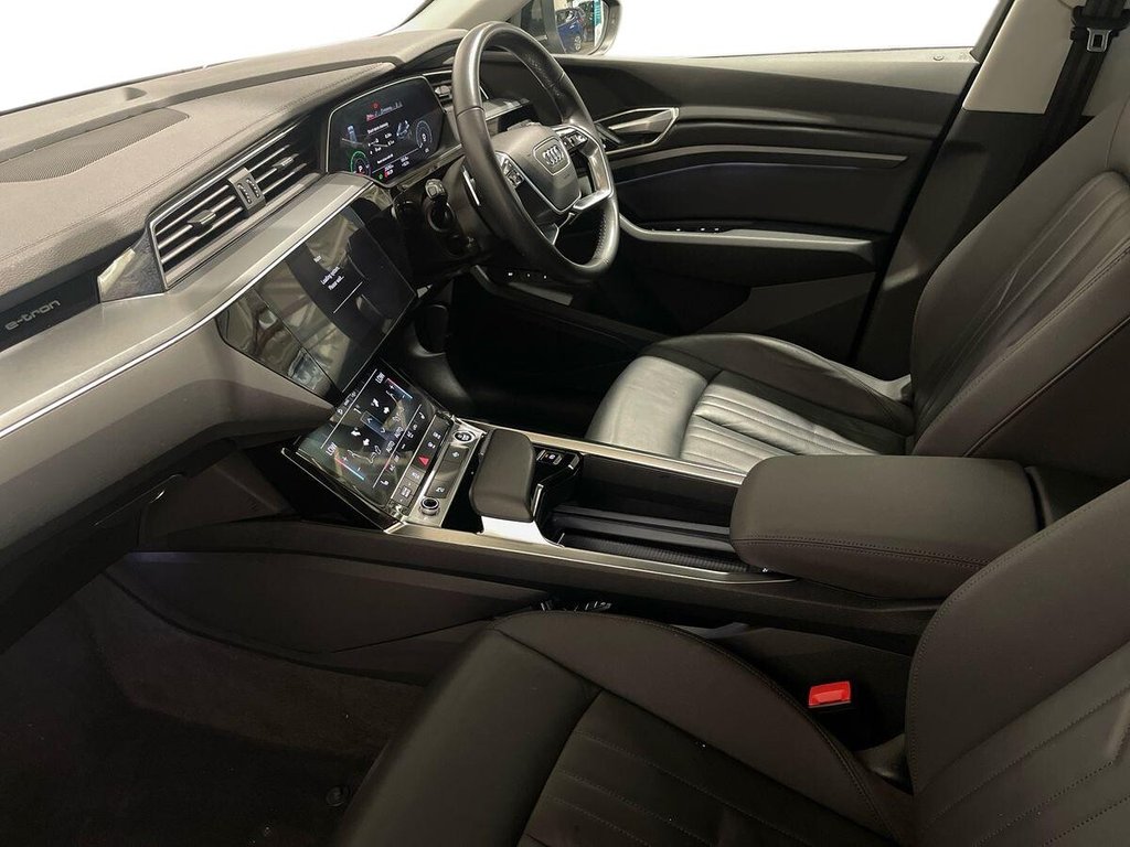 Used Audi e-tron 2020 for sale - 75896522: Photo 14