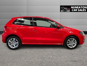 Used Volkswagen Polo 2015 for sale - 78974689: Photo