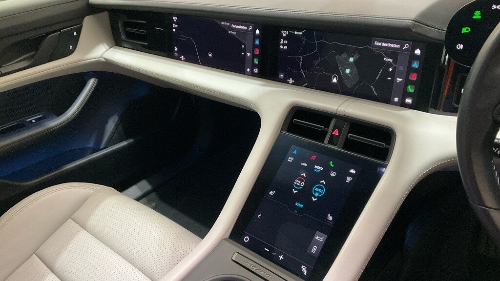 Used Porsche Taycan 2022 for sale - 77227372: Photo 14