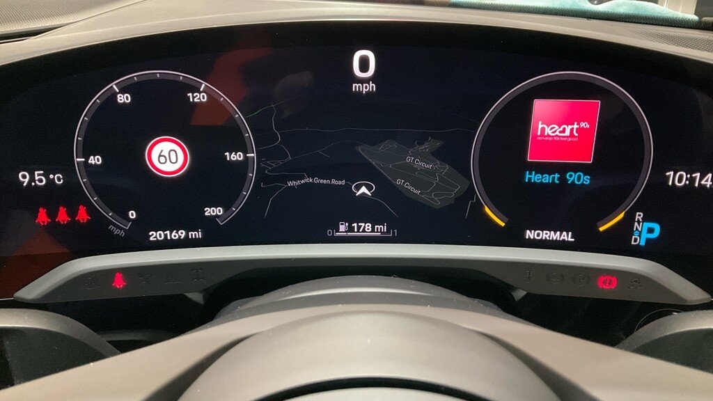 Used Porsche Taycan 2022 for sale - 77227372: Photo 15