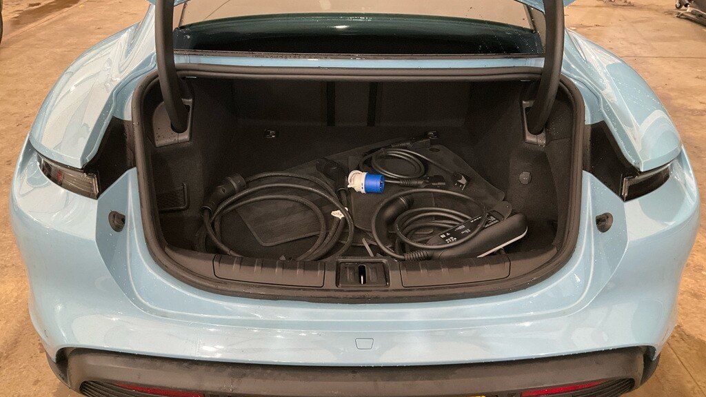 Used Porsche Taycan 2022 for sale - 77227372: Photo 18