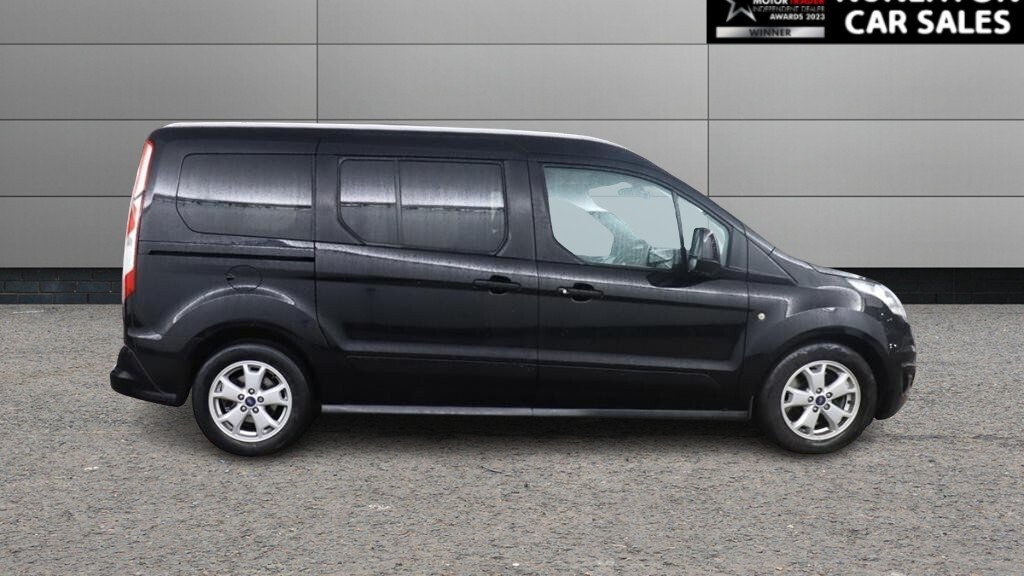 Used Ford Grand Tourneo Connect 2018 for sale - 77667180: Photo 2