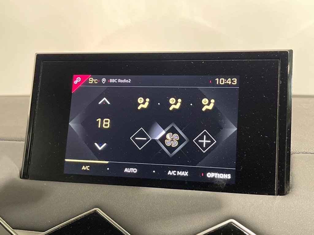 Used DS Automobiles DS 3 Crossback 2021 for sale - 76496481: Photo 17