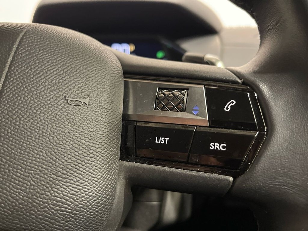 Used DS Automobiles DS 3 Crossback 2021 for sale - 76496481: Photo 24